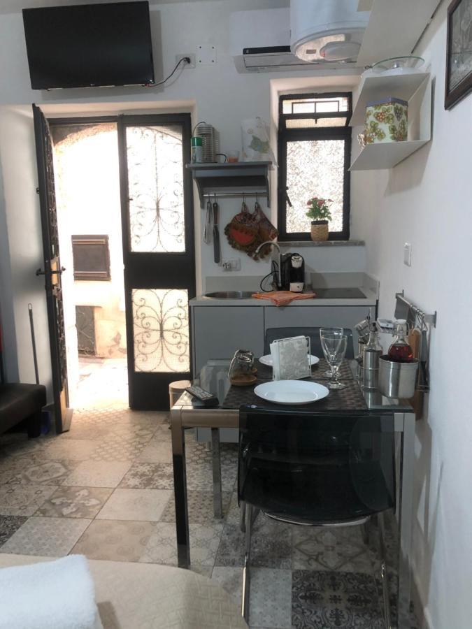 Beautiful Apartment Taormina Bagian luar foto