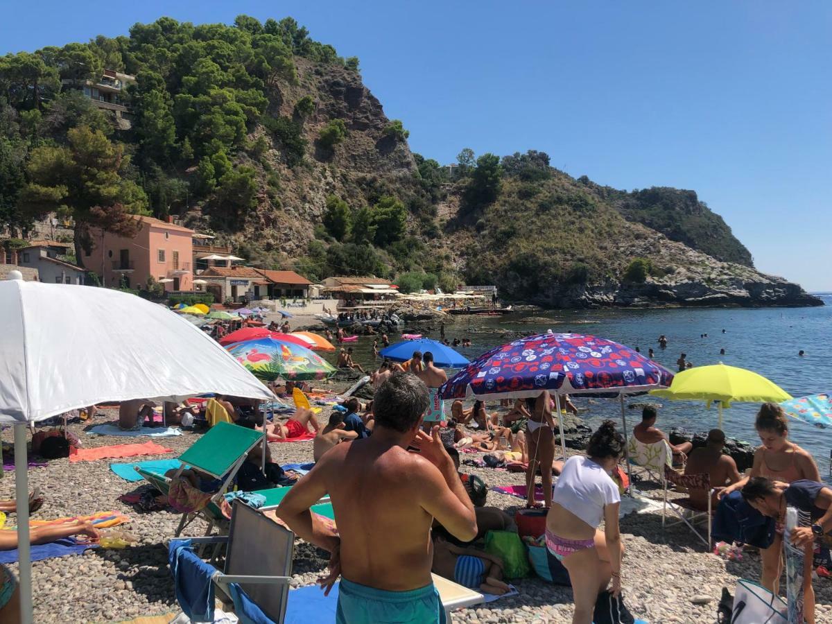 Beautiful Apartment Taormina Bagian luar foto
