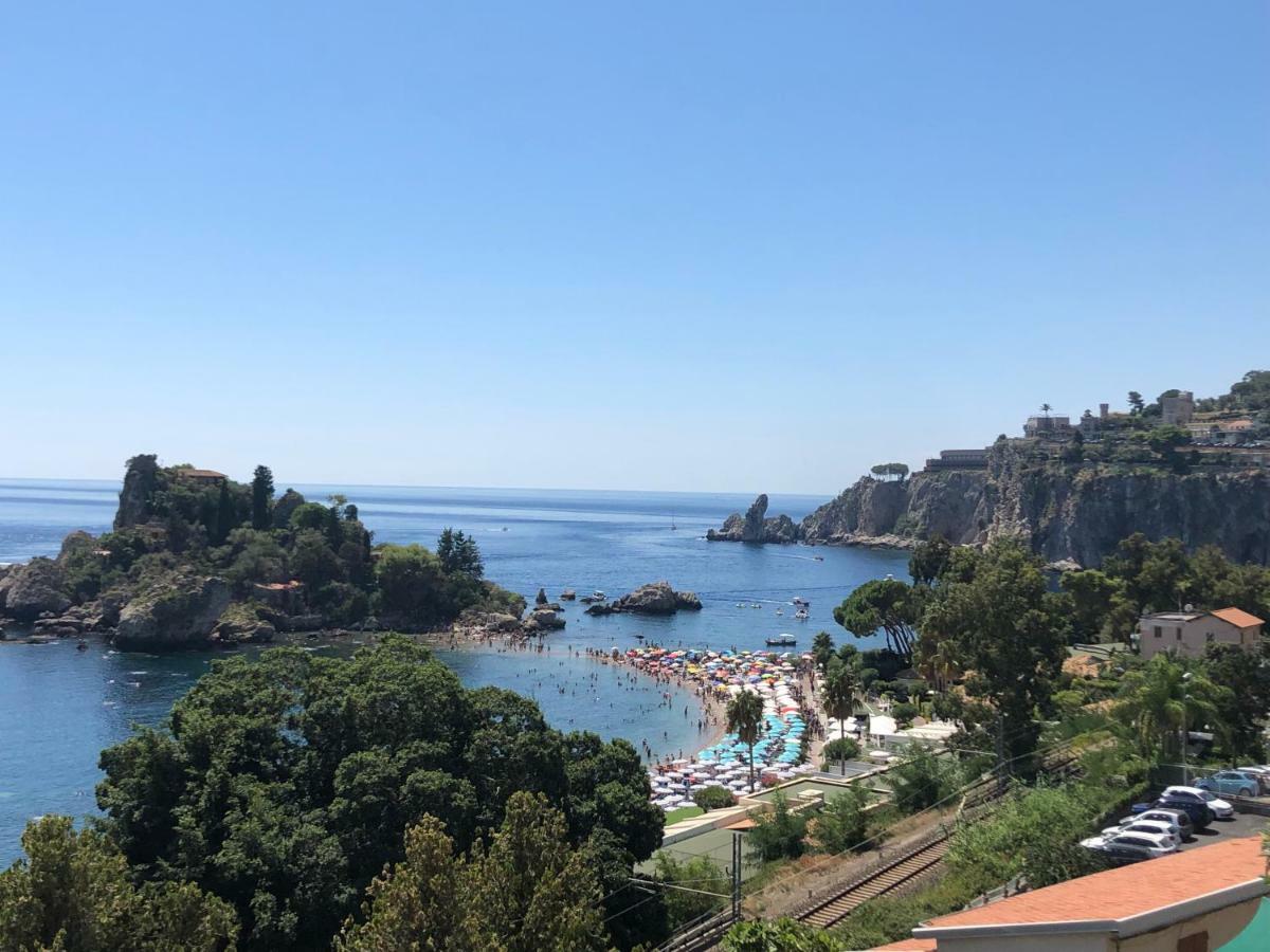 Beautiful Apartment Taormina Bagian luar foto