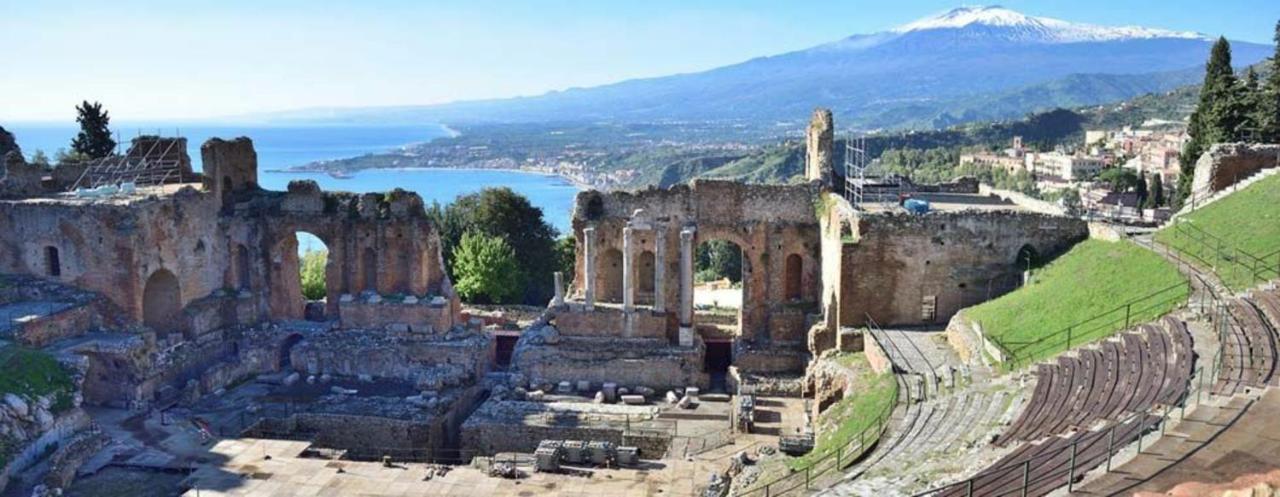 Beautiful Apartment Taormina Bagian luar foto