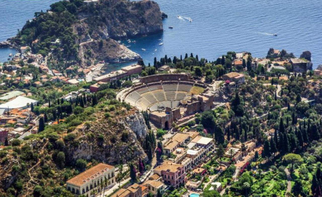 Beautiful Apartment Taormina Bagian luar foto